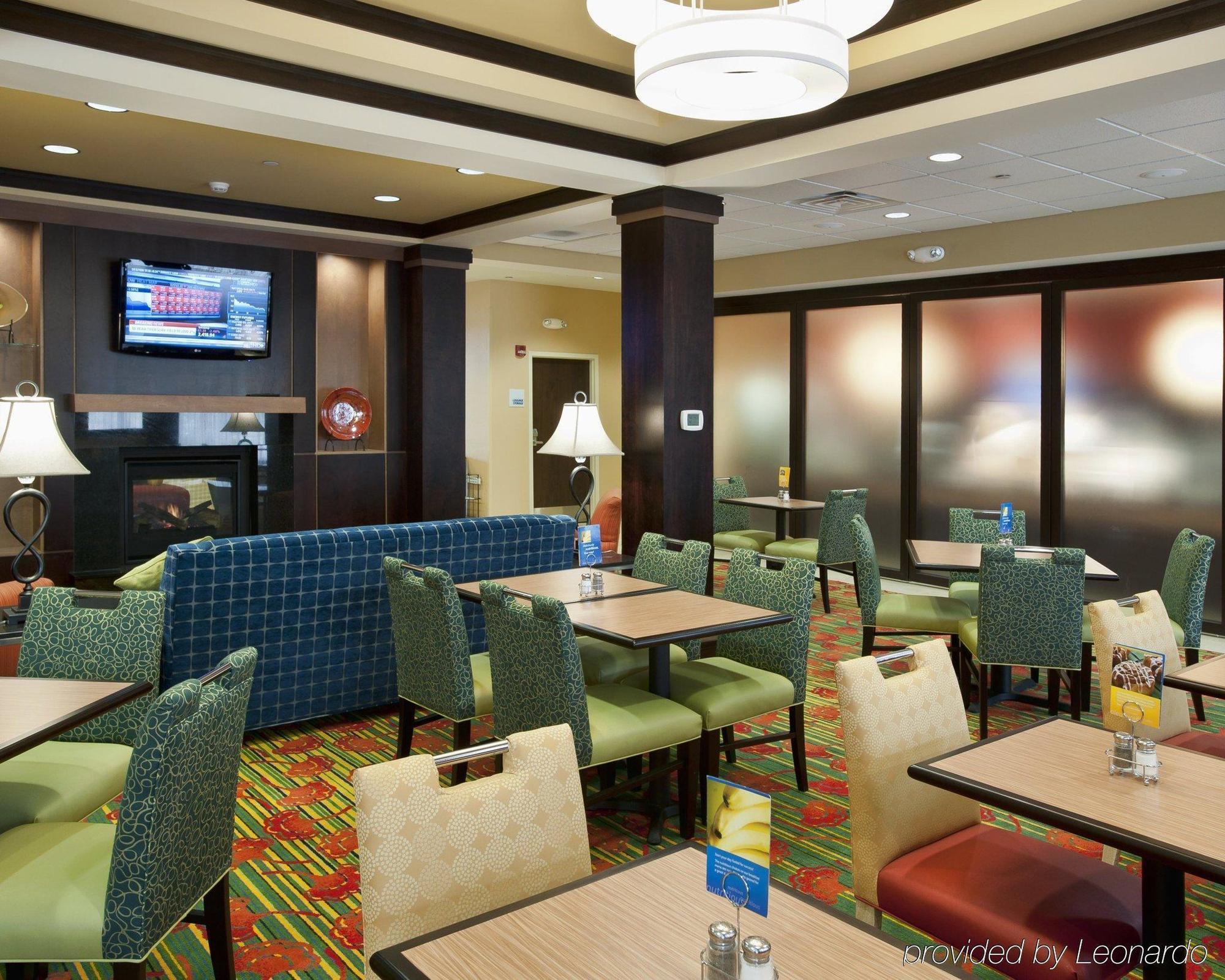 Holiday Inn Express & Suites Dayton South - I-675 By Ihg Shanersville Restaurant photo